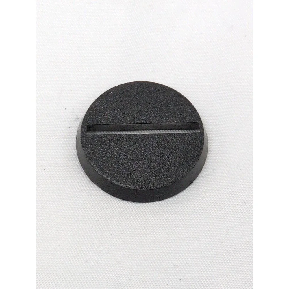 (25) 1992 Games Workshop 25mm Round Miniature Base With Slot